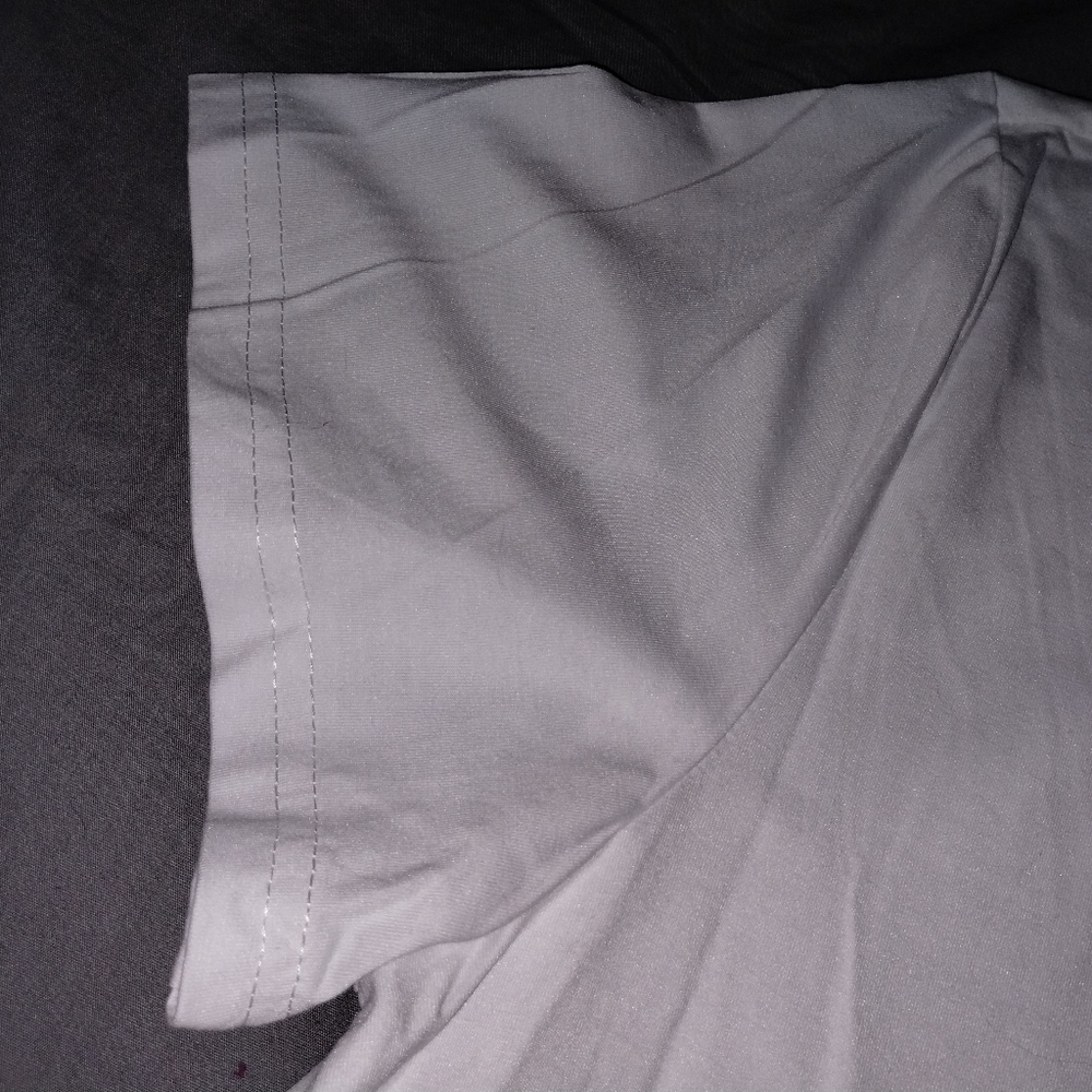 Ortilerri Women's Oversized White Short Sleeve Shirt - Picture 6 of 7